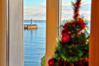 Гостевой дом Комплекс Золото Азарта Ялта Двухместный номер с 1 кроватью и общей ванной комнатой-3